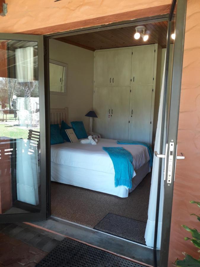 Culdesac Guesthouse เอาท์สโฮร์น ภายนอก รูปภาพ