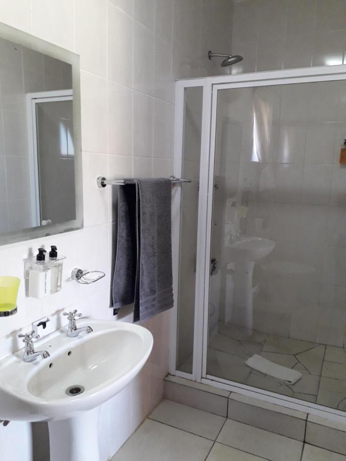 Culdesac Guesthouse เอาท์สโฮร์น ภายนอก รูปภาพ