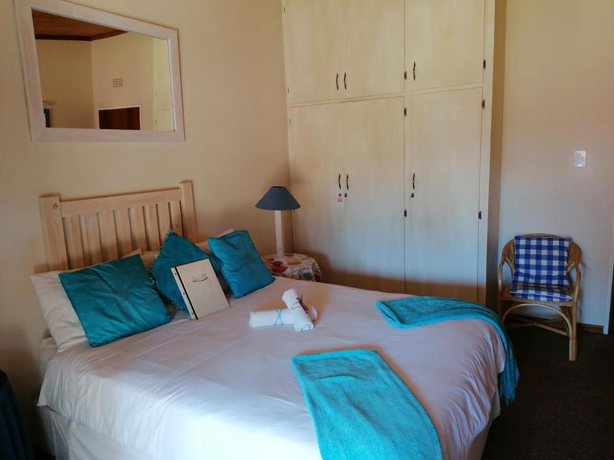 Culdesac Guesthouse เอาท์สโฮร์น ภายนอก รูปภาพ