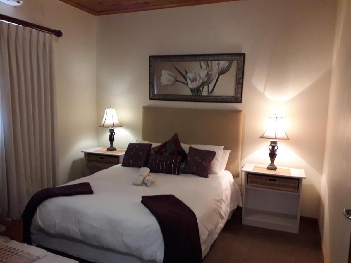 Culdesac Guesthouse เอาท์สโฮร์น ภายนอก รูปภาพ